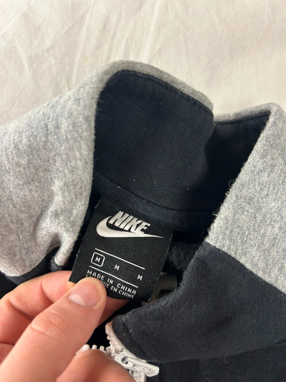 Gezicht met ritssluiting lichte Nike-jas – photo 6